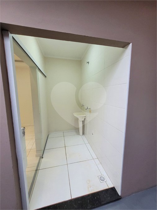 SUA CASA NOVA ESPERA POR VOCÊ!