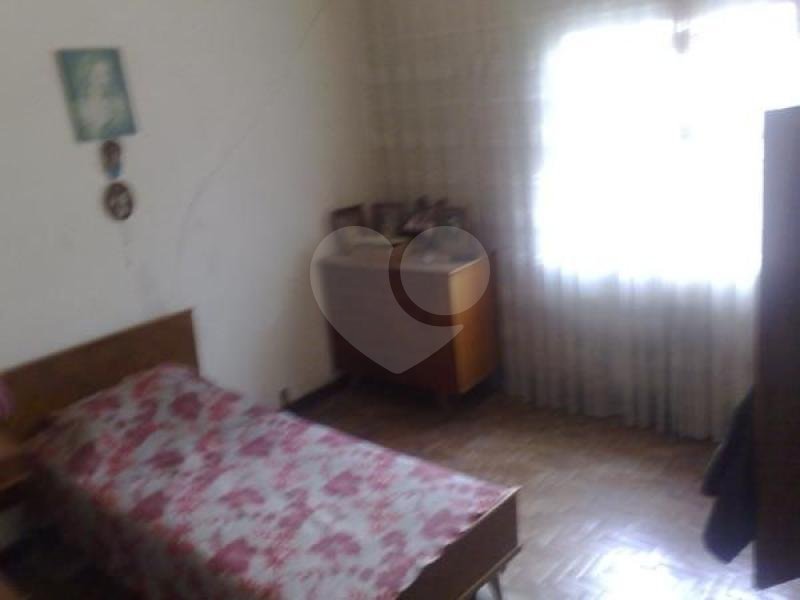 Sobrado à venda com 3 quartos em Parada Inglesa, São Paulo, SP