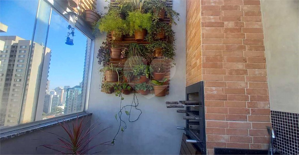 Apartamento à venda com 2 quartos, sendo 1 suíte,  em Itaim Bibi, São Paulo, SP