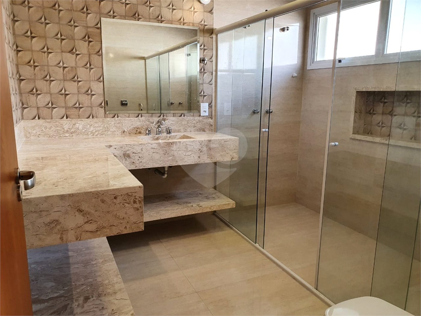 Casa à venda com 3 suítes no condomínio Porto Atibaia, Atibaia - SP