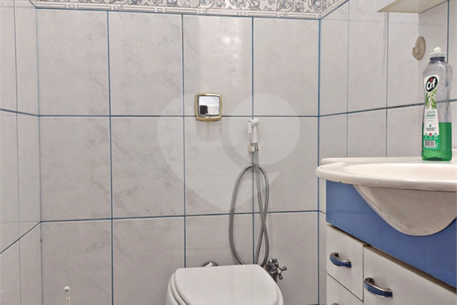 Casa à venda com 4 quartos, sendo 1 suíte, em Vila Germinal, São Paulo, SP