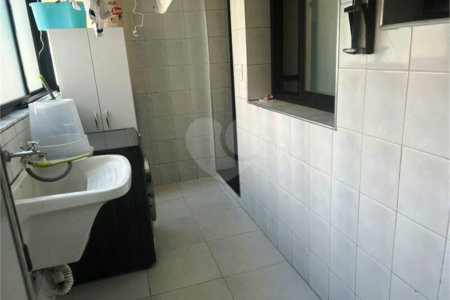 Apartamento à venda com 3 quartos, sendo 2 suítes,  em Fazenda Morumbi, São Paulo, SP