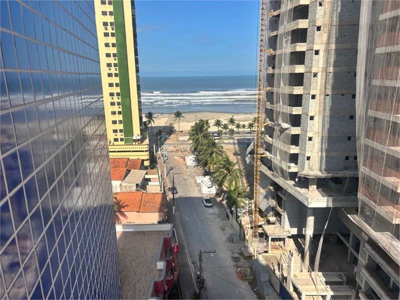 Apartamento Residencial à venda, Vila Guilhermina, Praia Grande - AP1374.