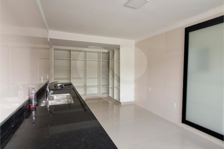 Casa para alugar com 5 quartos no Centro, Vinhedo, SP
