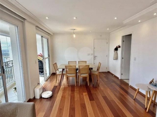 Apartamento à venda com 3 quartos, sendo 1 suíte,  em Alto da Boa Vista, São Paulo, SP