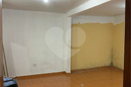 Sobrado à venda com 6 quartos, sendo 1 suíte, em Vila Aurora (zona Norte), São Paulo, SP