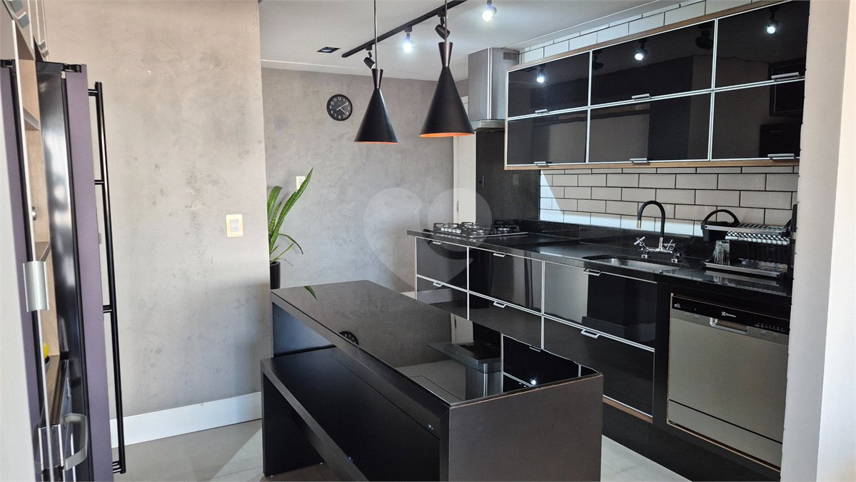 Apartamento à venda com 2 suítes em Jardim Esmeralda, São Paulo, SP