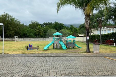 Casa à venda com 3 quartos, sendo 1 suíte, no condomínio Vivant, Rio de Janeiro - RJ