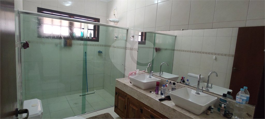 Casa à venda com 4 suítes no Centro, Extrema, MG