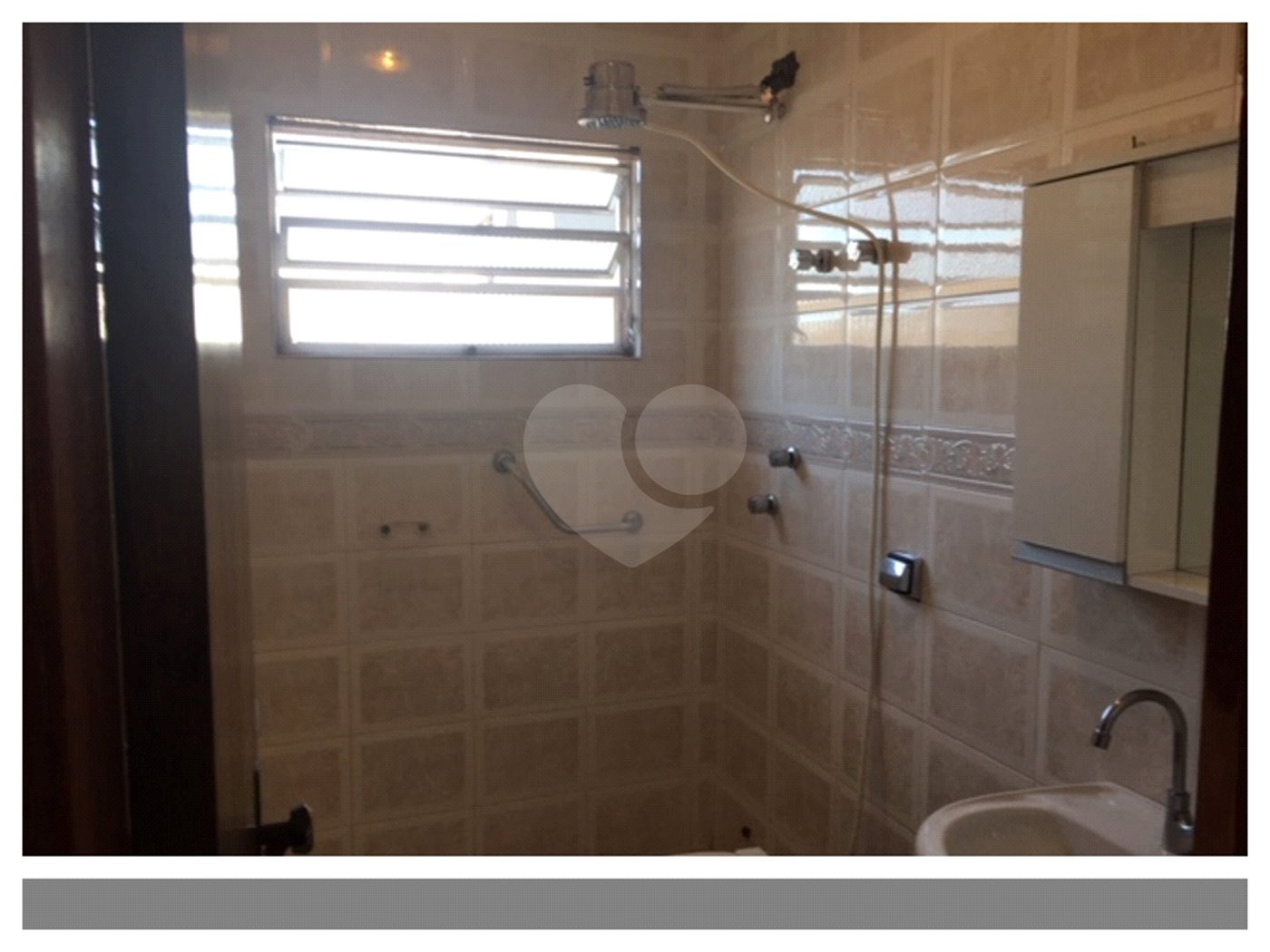 Sobrado à venda com 3 quartos, sendo 1 suíte, em Vila Guilherme, São Paulo, SP