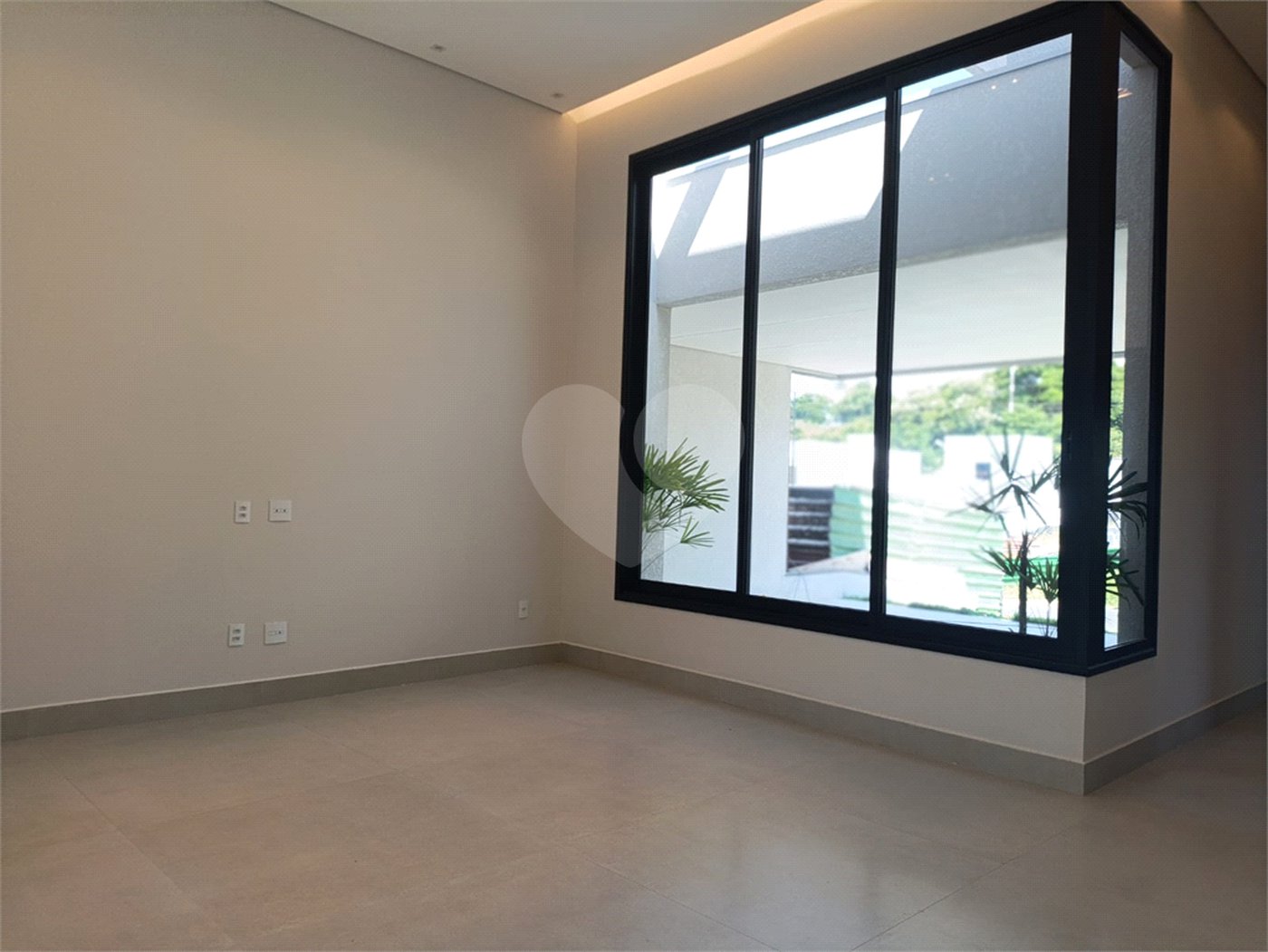 Casa à venda com 3 suítes no condomínio Villa Sapezal, Indaiatuba - SP
