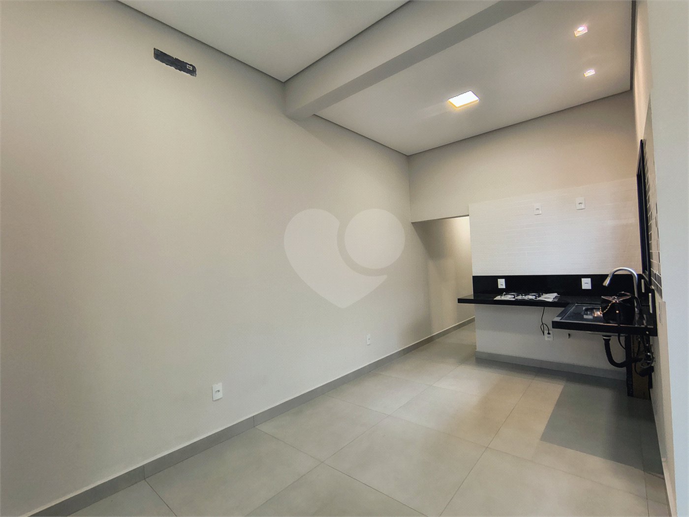 Casa à venda com 3 quartos, sendo 1 suíte,  em Jardim Eldorado, Indaiatuba, SP