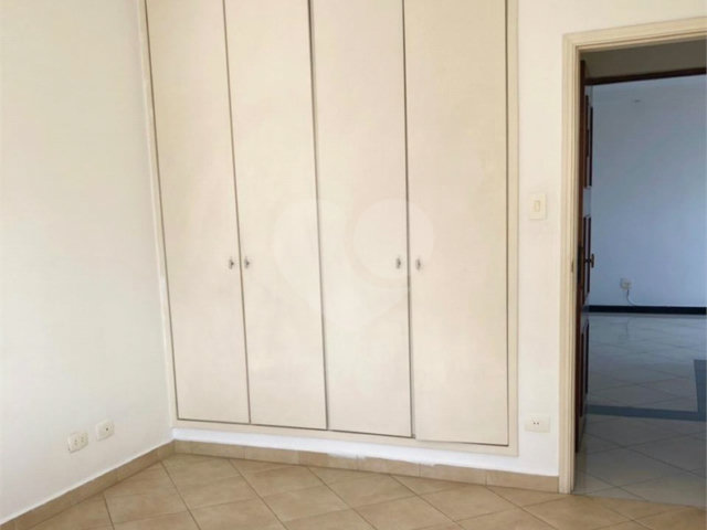 Apartamento à venda com 2 quartos em Vila Mariana, São Paulo, SP