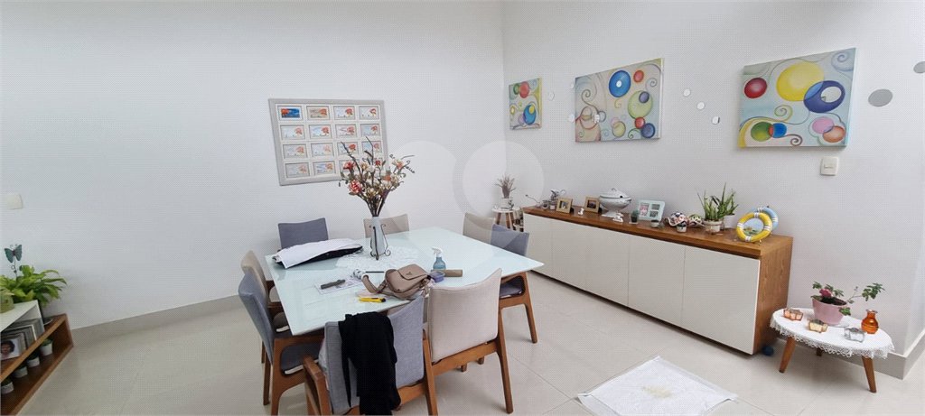 Casa à venda com 5 quartos, sendo 2 suítes, no condomínio Swiss Park, São Bernardo do Campo - SP