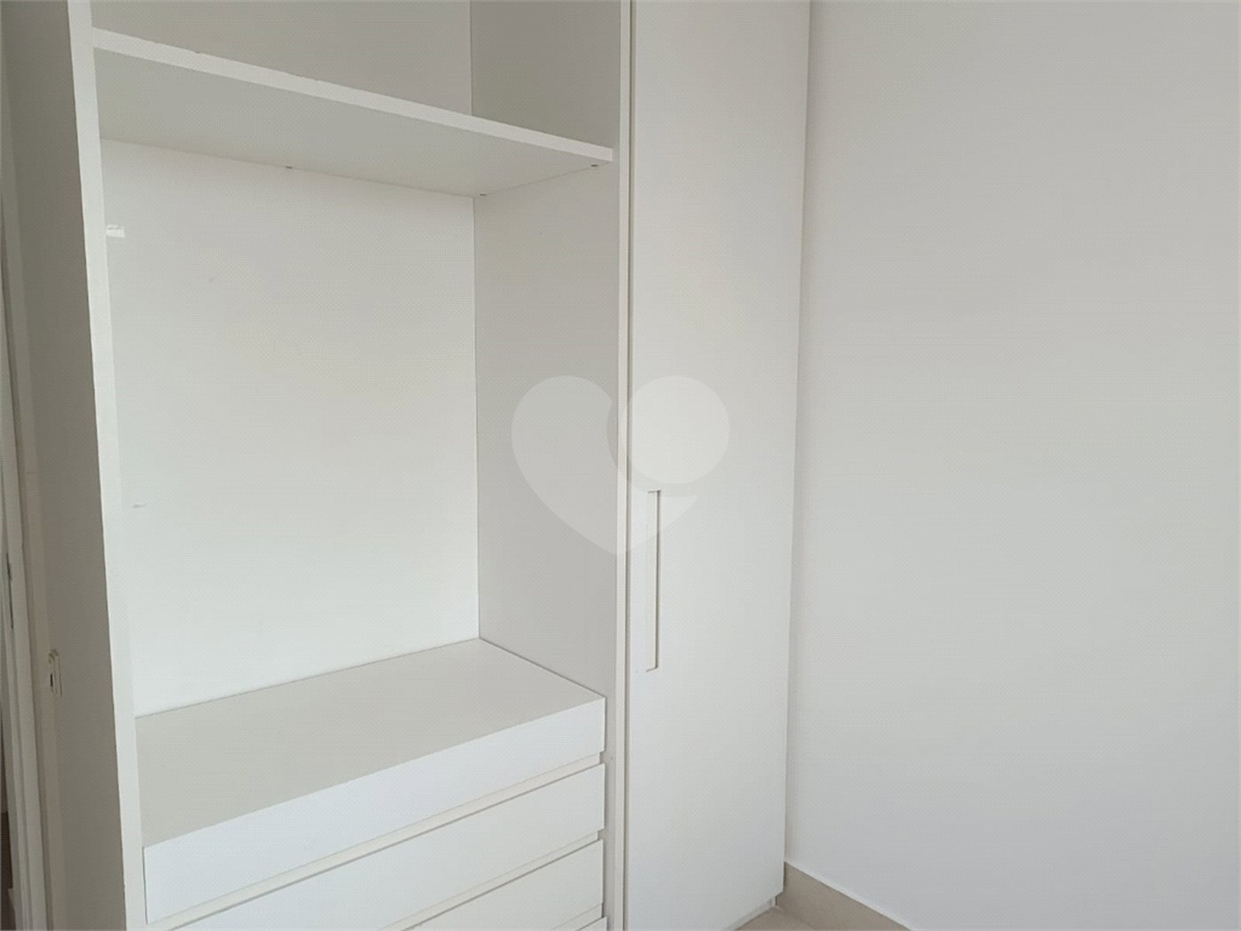 Apartamento à venda ou para alugar com 3 suítes em Pinheiros, São Paulo, SP