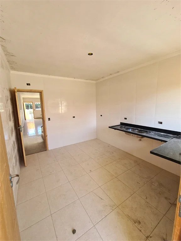 Sobrado à venda com 3 quartos, sendo 1 suíte, em Vila Gomes, São Paulo, SP