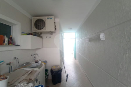 Sobrado à venda com 3 suítes em Água Fria, São Paulo, SP