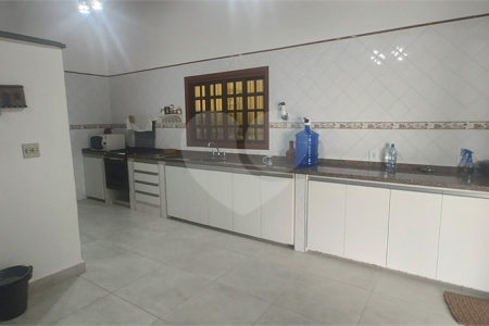 Chácara à venda com 3 quartos, sendo 1 suíte,  no Centro, Nazaré Paulista, SP