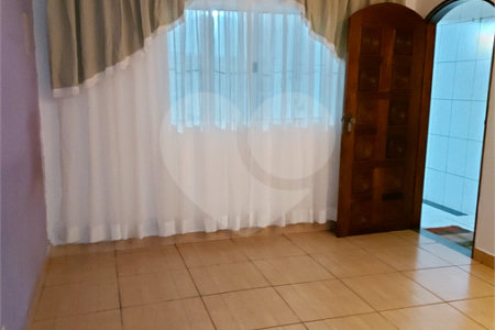 Sobrado à venda com 3 quartos em Jardim City, Guarulhos, SP