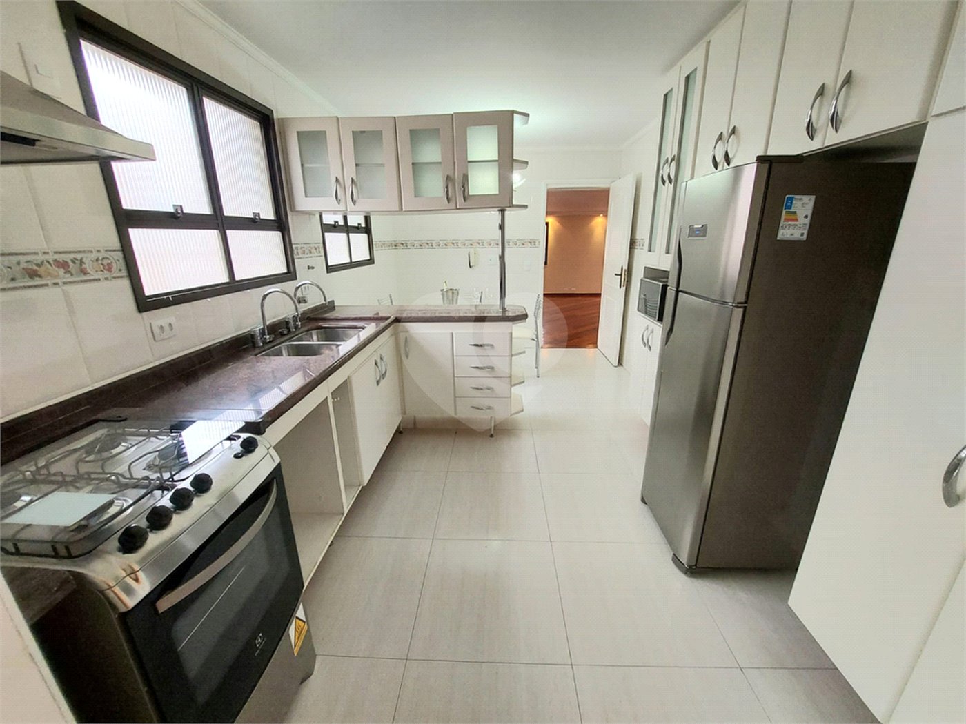 Apartamento à venda com 3 quartos, sendo 1 suíte, em Sumaré, São Paulo, SP