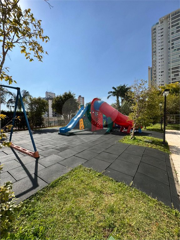 Apartamento para alugar com 4 quartos, sendo 3 suítes,  em Vila Gomes Cardim, São Paulo, SP