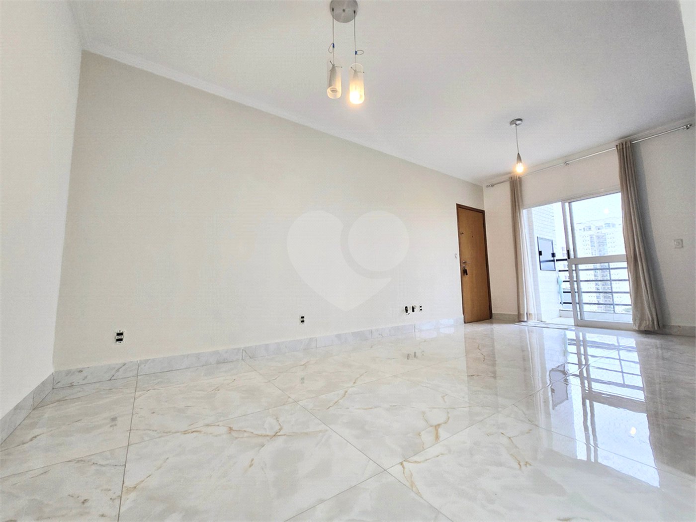 Apartamento à venda com 3 quartos, sendo 1 suíte,  em Jardim Judith, Sorocaba, SP