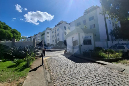 Apartamento para alugar com 3 quartos em Campo Grande, Rio de Janeiro, RJ