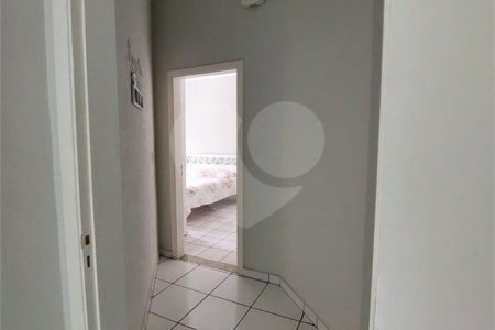 Casa à venda com 3 quartos, sendo 2 suítes, no Centro, Bom Jesus dos Perdões, SP
