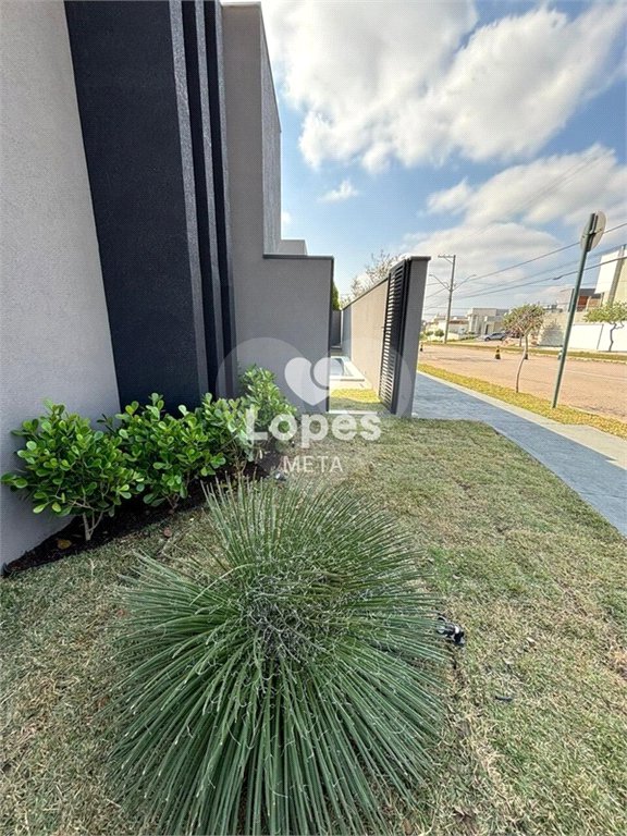 Casa à venda com 3 quartos, sendo 1 suíte,  no condomínio Terras do Vale, Caçapava - SP