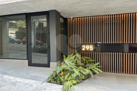 Apartamento à venda com 2 suítes em Cerqueira César, São Paulo, SP