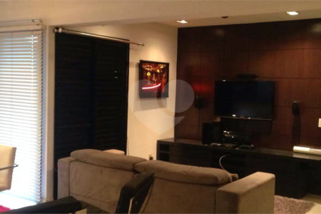 Apartamento para alugar com 2 quartos, sendo 1 suíte, em Vila Olímpia, São Paulo, SP