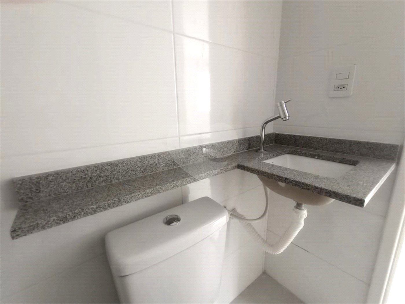 Apartamento à venda ou para alugar com 1 quarto em Vila Ema, São Paulo, SP