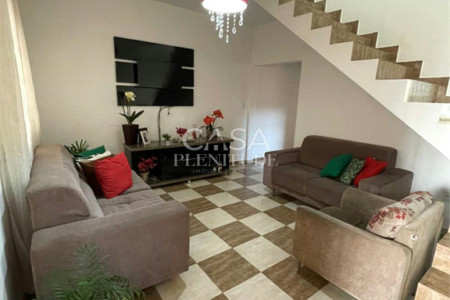 Sobrado à venda com 2 quartos em Vila Eros, Sorocaba, SP