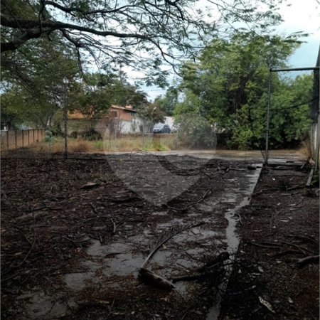 Terreno à venda em Samambaia Parque Residencial, Atibaia, SP