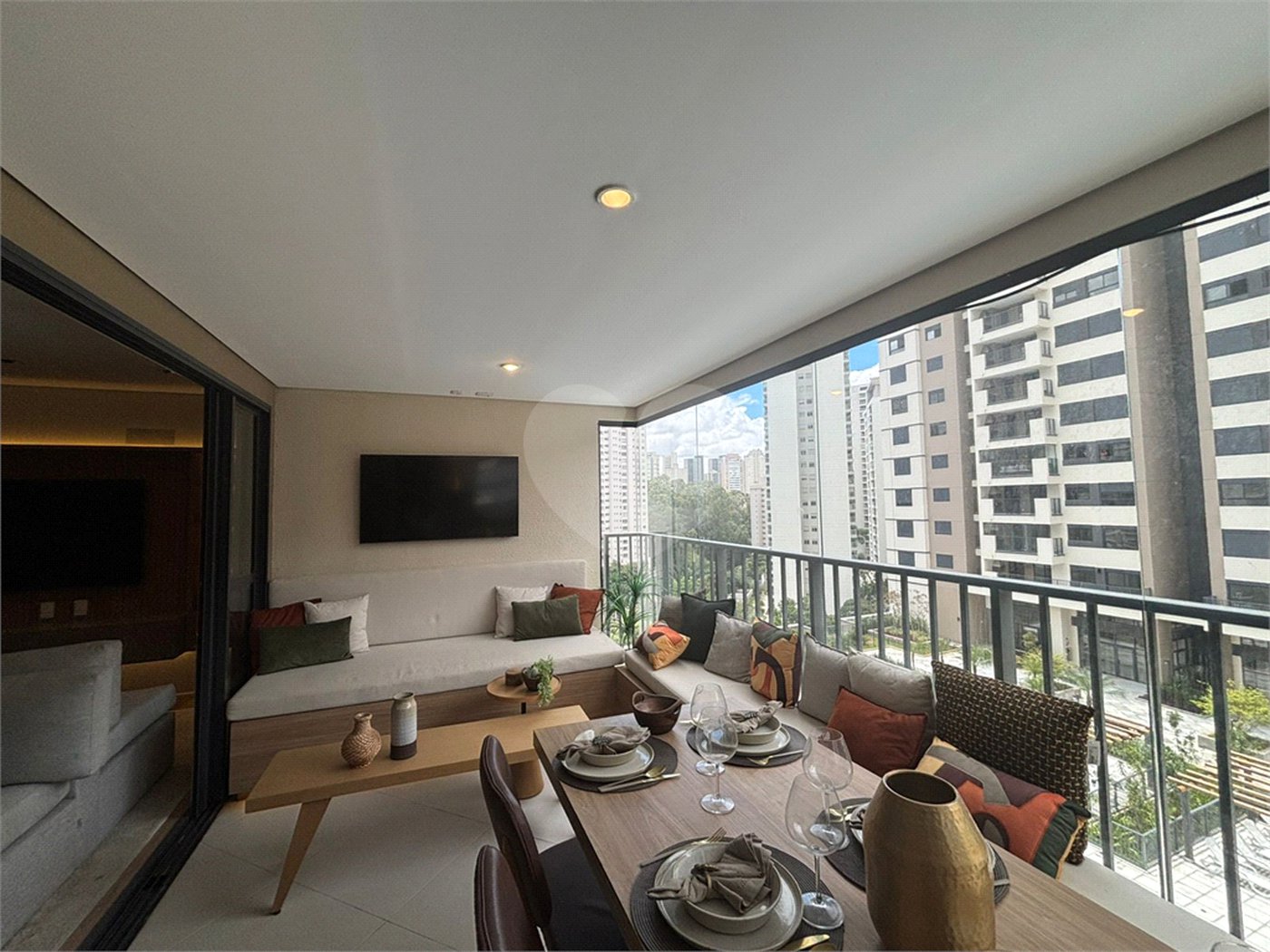 Apartamento à venda com 3 suítes em Vila Andrade, São Paulo, SP