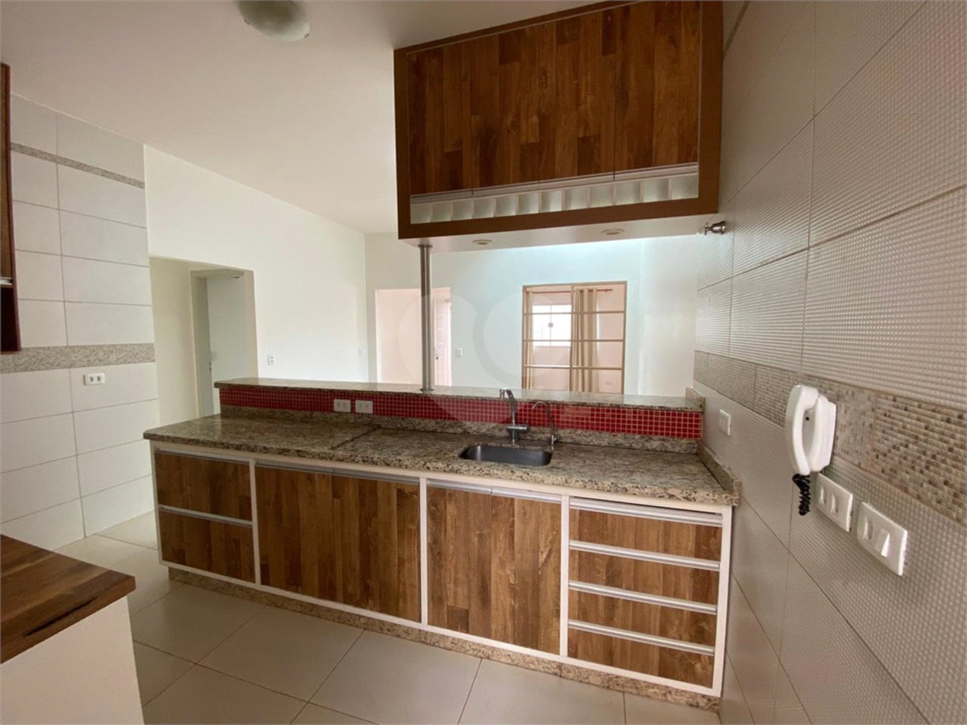 Casa à venda com 3 quartos, sendo 1 suíte,  em Jardim Jamaica, Ponta Porã, MS