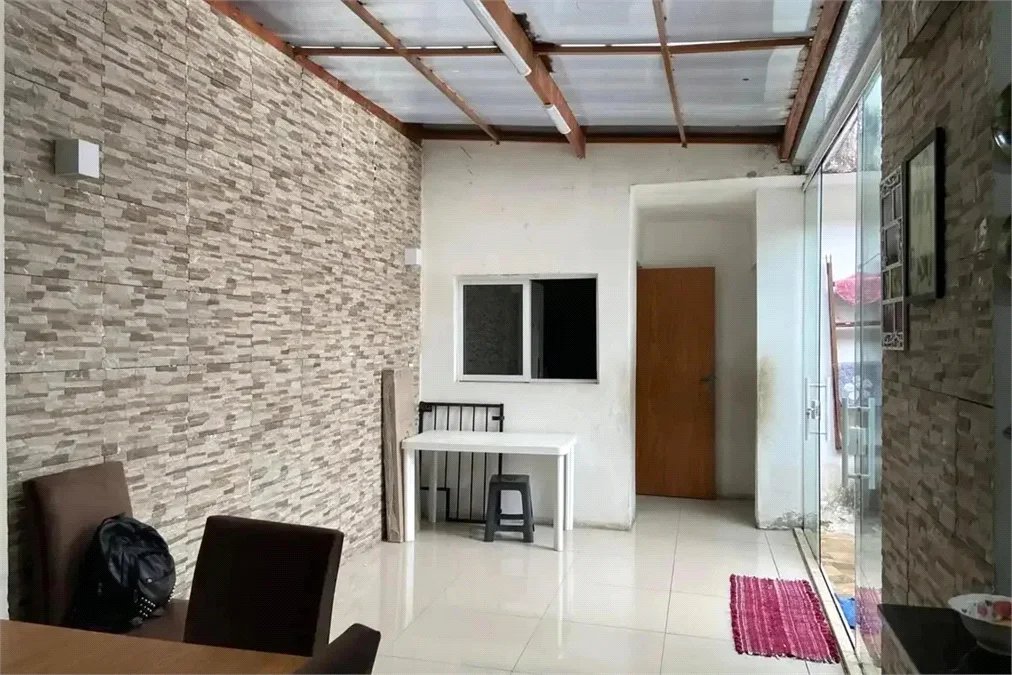 Sobrado à venda com 3 quartos, sendo 2 suítes, em Conjunto Residencial Butantã, São Paulo, SP
