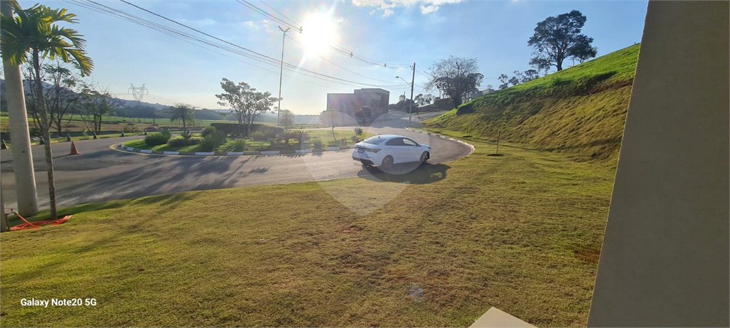 Terreno à venda no condomínio Associação dos Moradores do Loteamento Alto da Floresta, Bom Jesus dos Perdões - SP