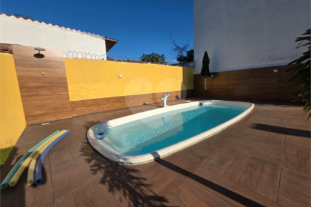 Casa à venda com 2 quartos em Caminho de Búzios, Cabo Frio, RJ