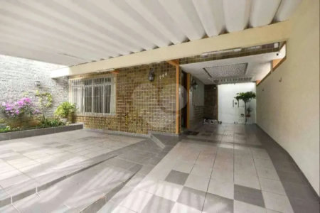 Casa à venda com 4 quartos, sendo 2 suítes, em Vila Mazzei, São Paulo, SP