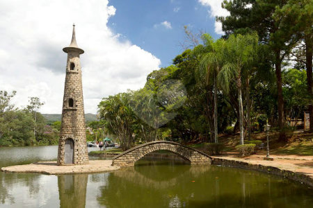 Sobrado à venda com 3 suítes no Centro, Bom Jesus dos Perdões, SP