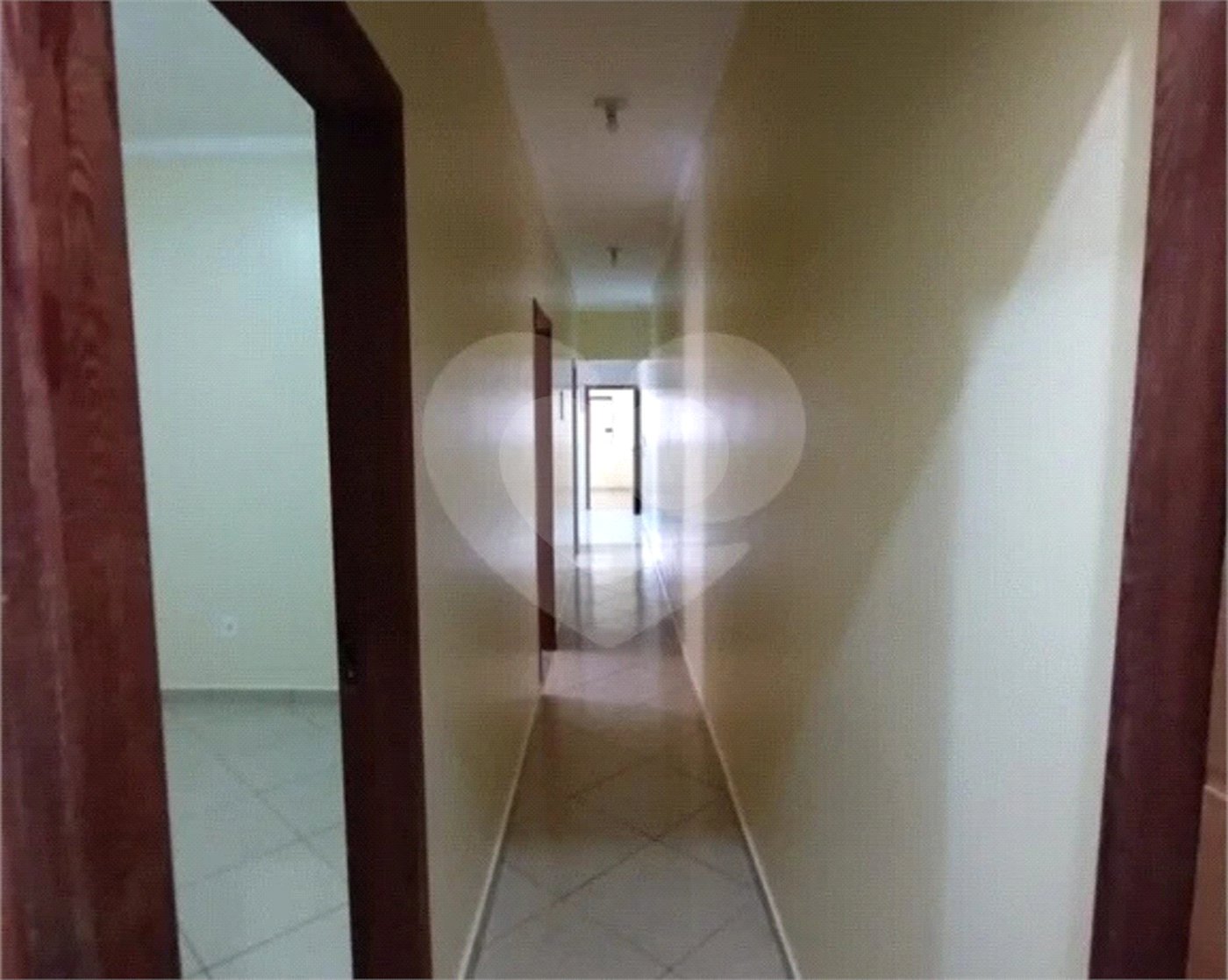 Casa à venda com 3 quartos, sendo 1 suíte,  em Parque Atenas do Sul, Itapetininga, SP