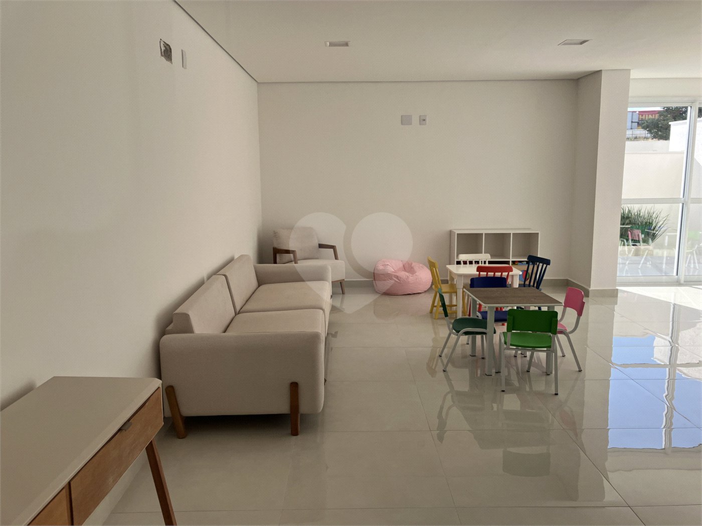 Apartamento à venda com 3 quartos, sendo 1 suíte,  em Parque Campolim, Sorocaba, SP
