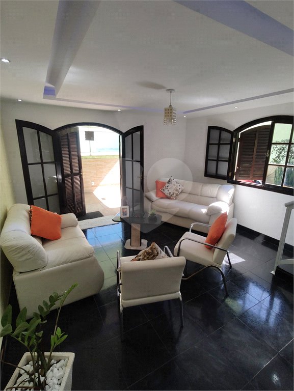 Casa à venda com 3 quartos, sendo 1 suíte, em Campo Grande, Rio de Janeiro, RJ