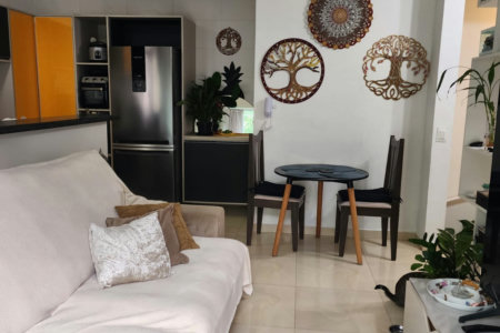Casa à venda com 3 quartos, sendo 1 suíte, em Canto do Forte, Praia Grande - SP
