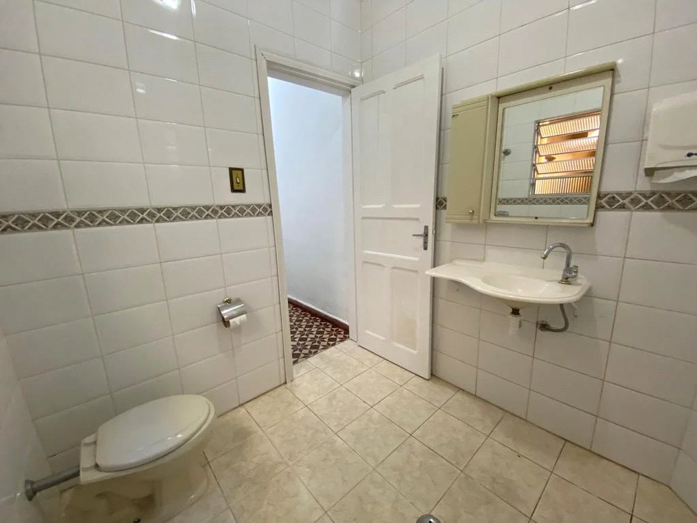 Sobrado para alugar em Vila Romana, São Paulo, SP