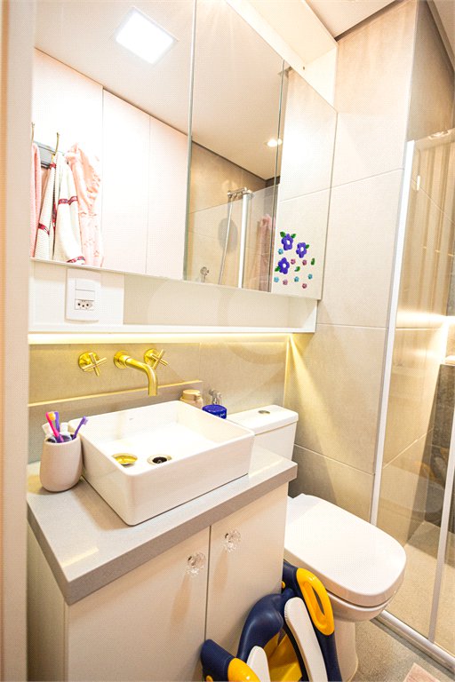 Apartamento à venda com 5 quartos, sendo 4 suítes,  em Parque Reboucas, São Paulo, SP