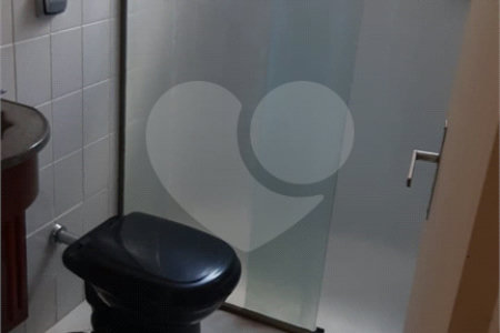 Sobrado à venda com 3 quartos, sendo 1 suíte,  em Vila Suissa, Mogi das Cruzes, SP