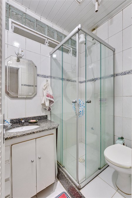 Sobrado à venda com 3 quartos, sendo 1 suíte, em Alto da Boa Vista, São Paulo, SP