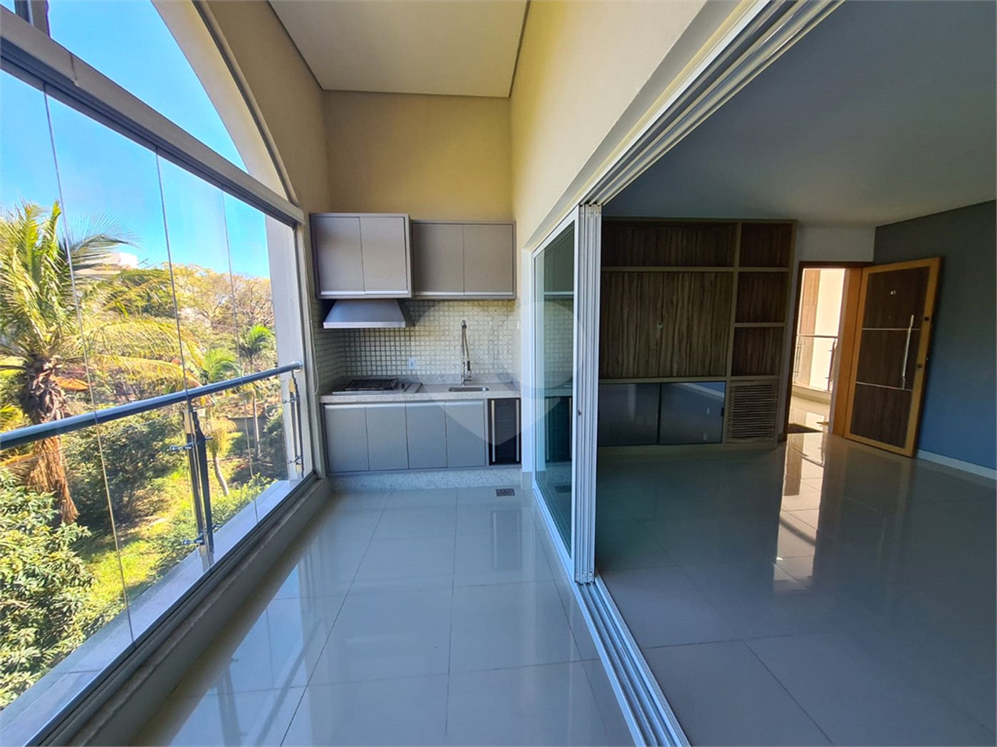 Apartamento à venda com 3 quartos, sendo 1 suíte, em Pinheirinho, Vinhedo, SP